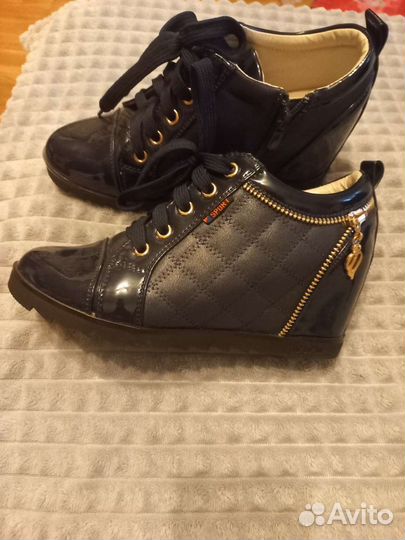 Сникерсы женские 38