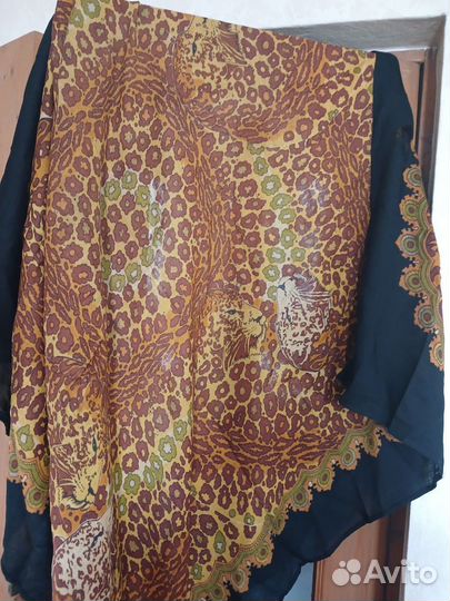 Платок павловопосадский