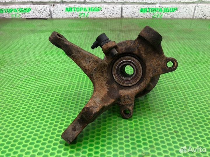 Кулак поворотный передний правый Kia Cerato седан