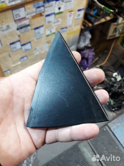 Мазда 3 накладка двери задней левой 13-19 BM