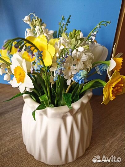 Композиция весенняя из холодного фарфора