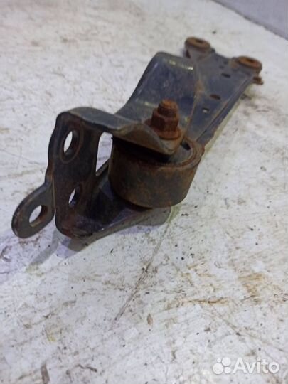 Рычаг задний продольный правый