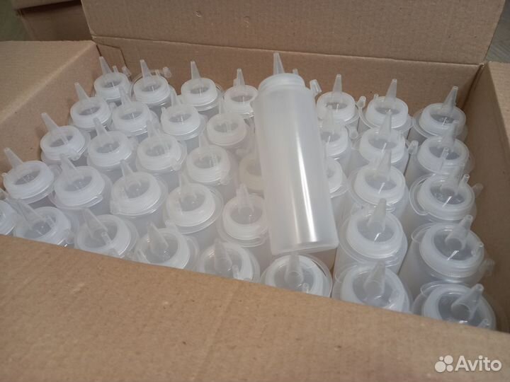 Бутылки для соуса, масла. Соусник пластиковый
