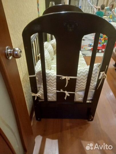 Детская кроватка