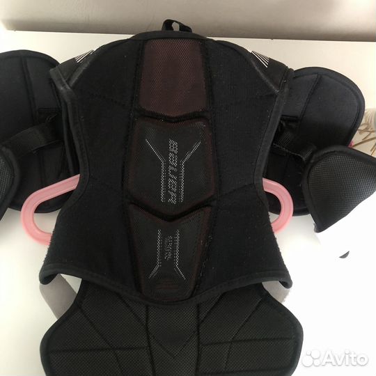 Детский хоккейный нагрудник Bauer