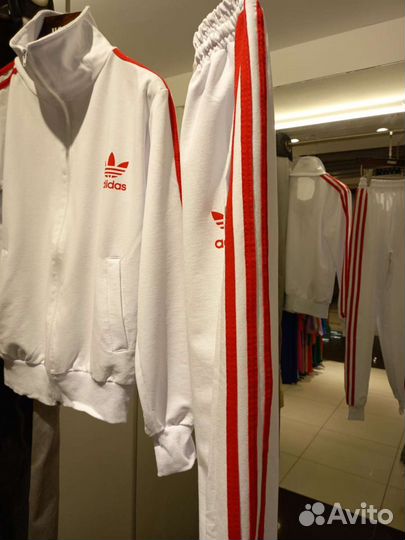 Спортивный костюм adidas женский новый