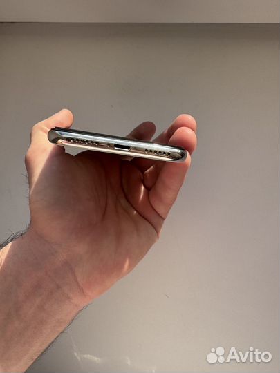 iPhone X, 256 ГБ