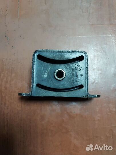 Опора раздатки Нива 2123. Новая