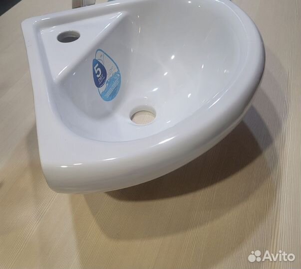 Раковина (умывальник) угловой santeri