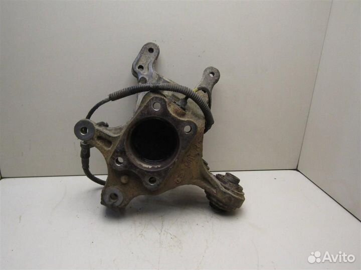 Кулак поворотный задний правый Kia Ceed 2007-2012