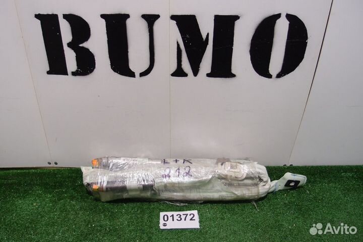 Шторка безопасности левая Mercedes-Benz правая