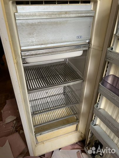 Холодильник ЗИЛ 63 Москва самовывоз