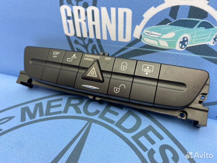 Блок кнопок Mercedes-Benz E-Class W211