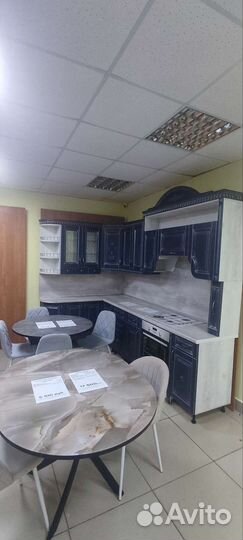 Кухонный гарнитур угловой
