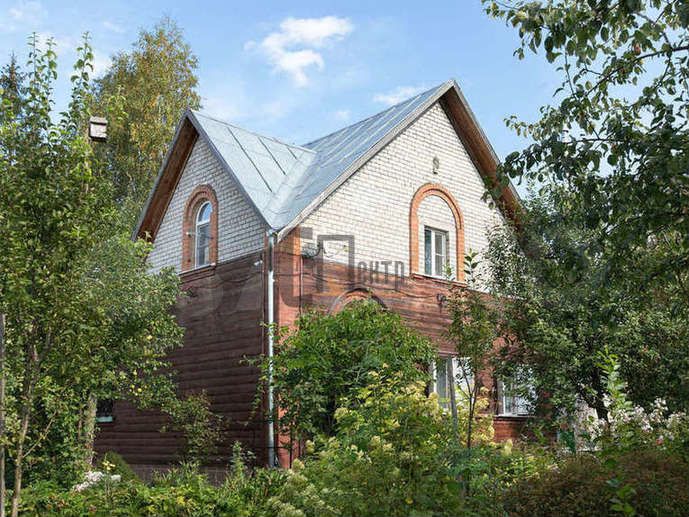 Дом 161,8 м² на участке 20 сот.