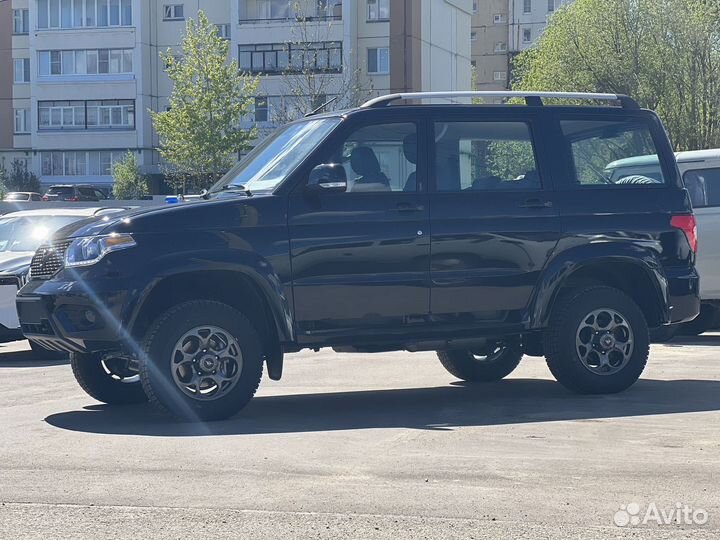 УАЗ Patriot 2.7 МТ, 2024