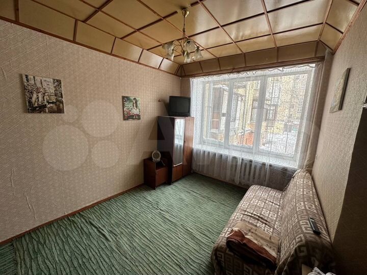 Комната 20 м² в 1-к., 2/4 эт.