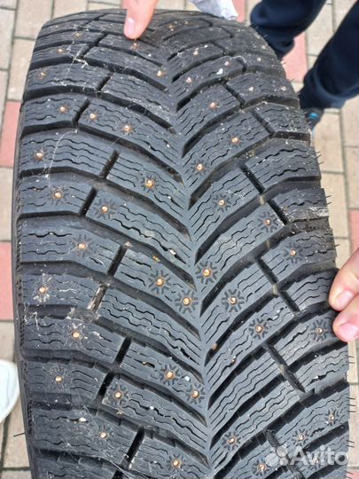 Зимняя резина 225 55 r19