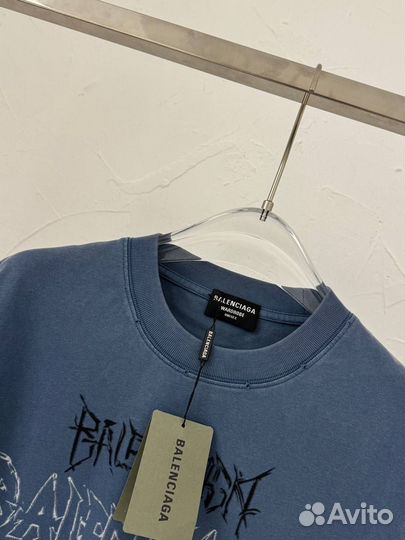 Футболка Balenciaga