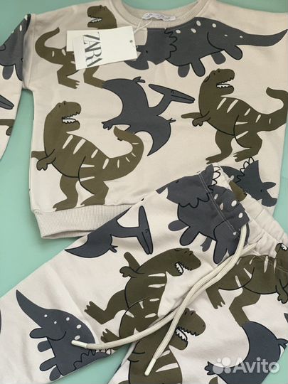 Новый костюм динозавры zara 98, 104