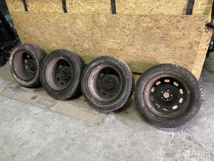 Комлект колес 195/65/15