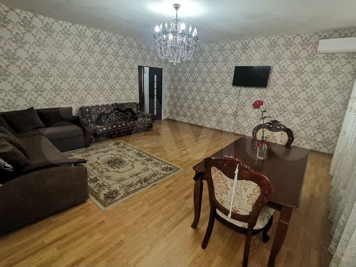 2-к. квартира, 95 м², 4/9 эт.