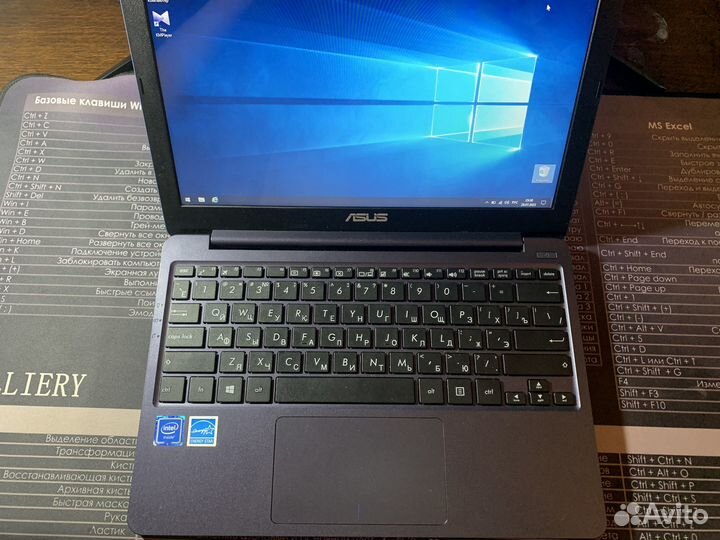 Ноутбук asus e203m