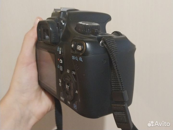 Зеркальный фотоаппарат canon 1100d