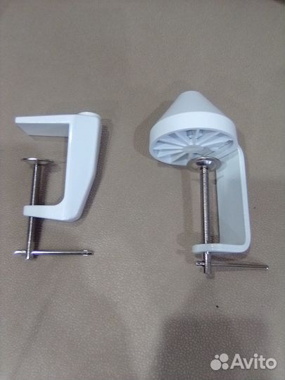 Струбцина для настольной лампы