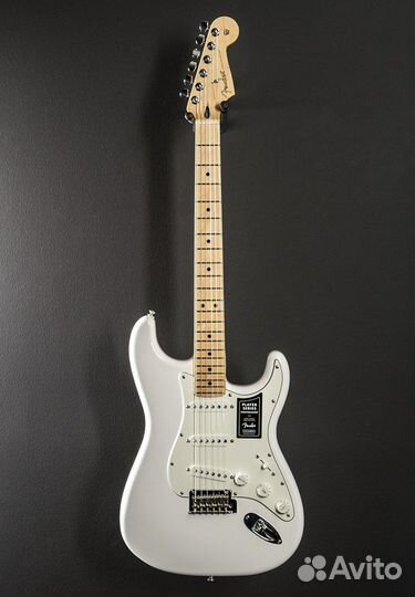 Fender Player Stratocaster Polar White (SSS - HSS)