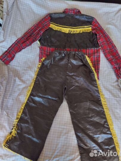 Новогодний костюм ковбоя