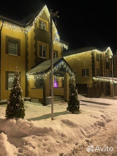 Неоновая и новогодняя подсветка домов