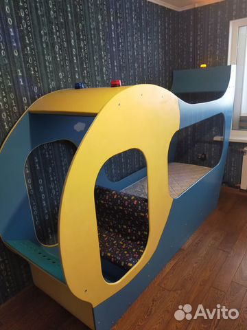 Оригинальная детская кровать - вертолет