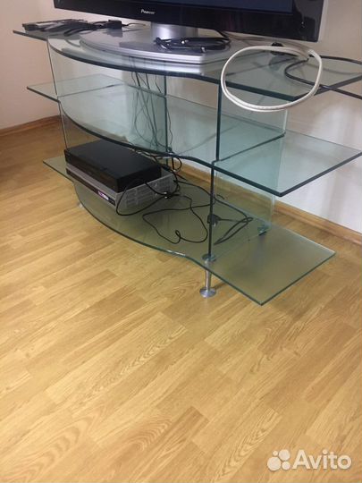 Тумба под TV/ полка из закаленного стекла, Италия