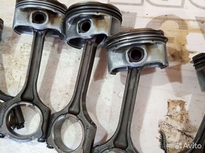 Поршень с шатуном Киа Оптима 4 2,0