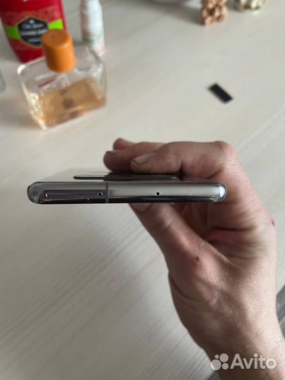 Samsung Galaxy S10+, 8/128 ГБ