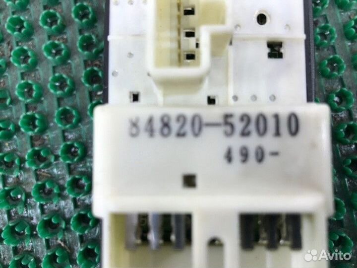 Блок управления стеклоподъемниками передний правый