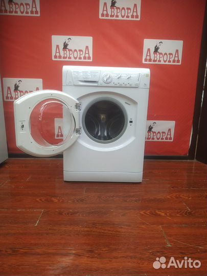 Стиральная машина Hotpoint Ariston arsl850