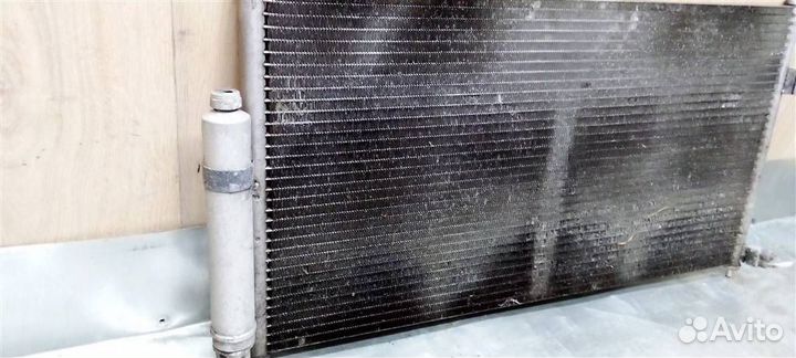 Радиатор кондиционера (конденсер) 921009H215