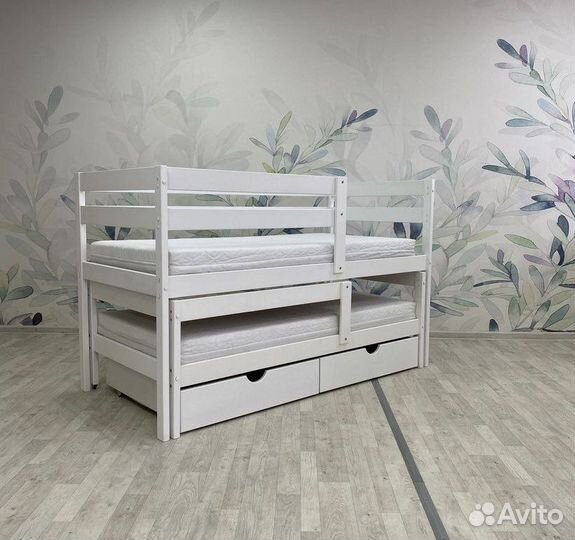 Двухуровневая кровать