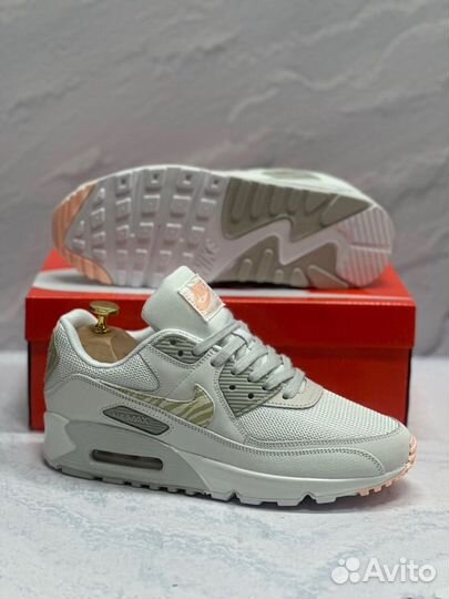 Кроссовки женские nike air max90