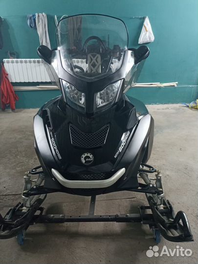 Продам снегоход BRP