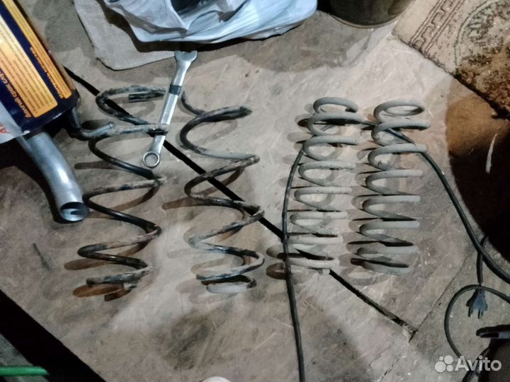 Комплект пружин поло седан VW Polo Sedan