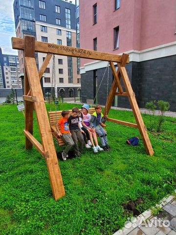 Садовые качели с установкой от производителя