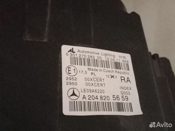 Фара R на Мерседес W 204 рестайл. адаптив ксен