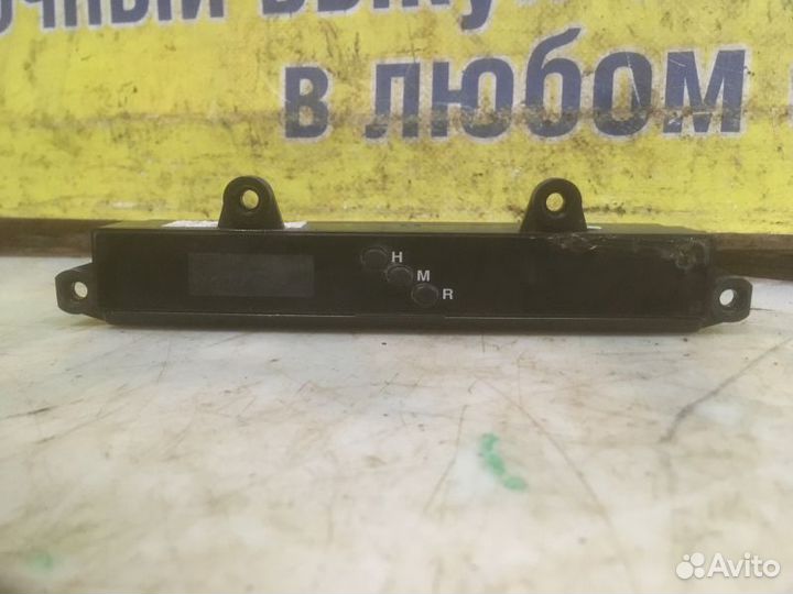 Часы салона Kia Rio