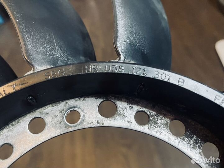 Крыльчатка вентилятора VAG 058121301b