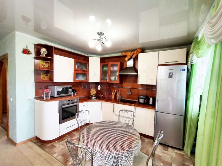 3-к. квартира, 64 м², 3/3 эт.