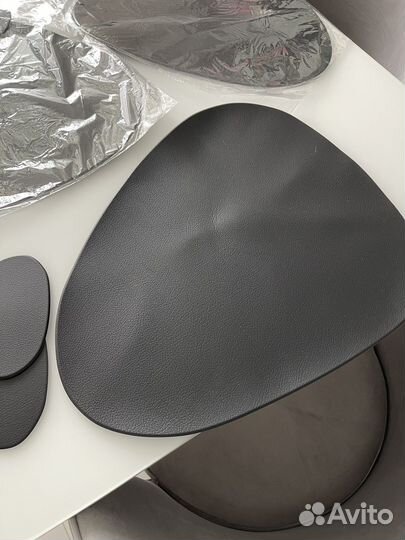 Кожанная подставка под тарелки