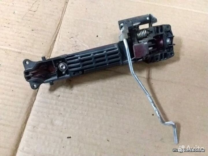 Ручка двери передняя правая Suzuki Grand Vitara